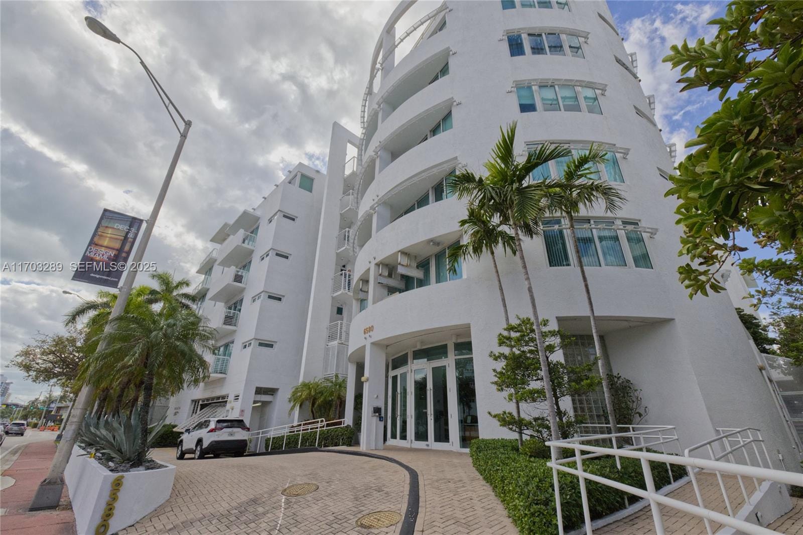 6580 Indian Creek Drive 411, Miami Beach, FL 33141 photo 1