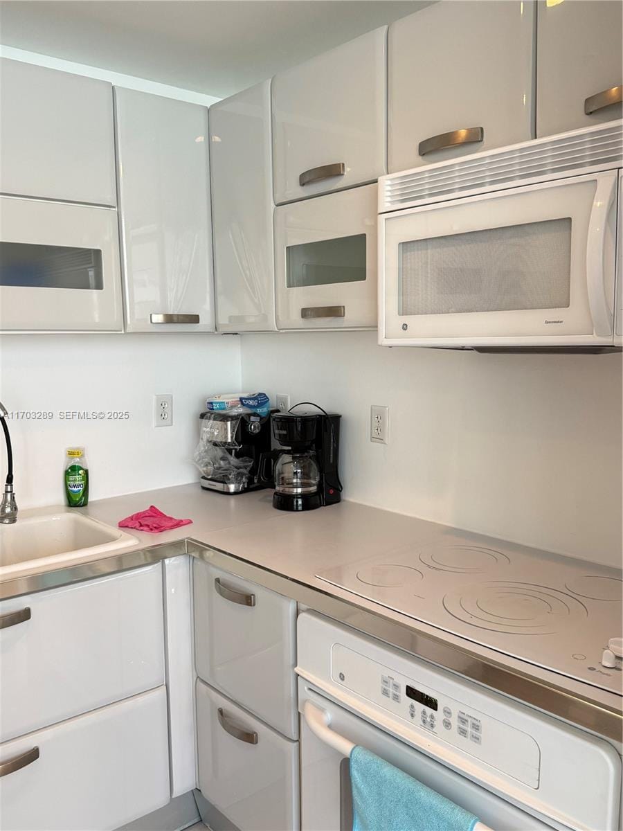 6580 Indian Creek Drive 411, Miami Beach, FL 33141 photo 30