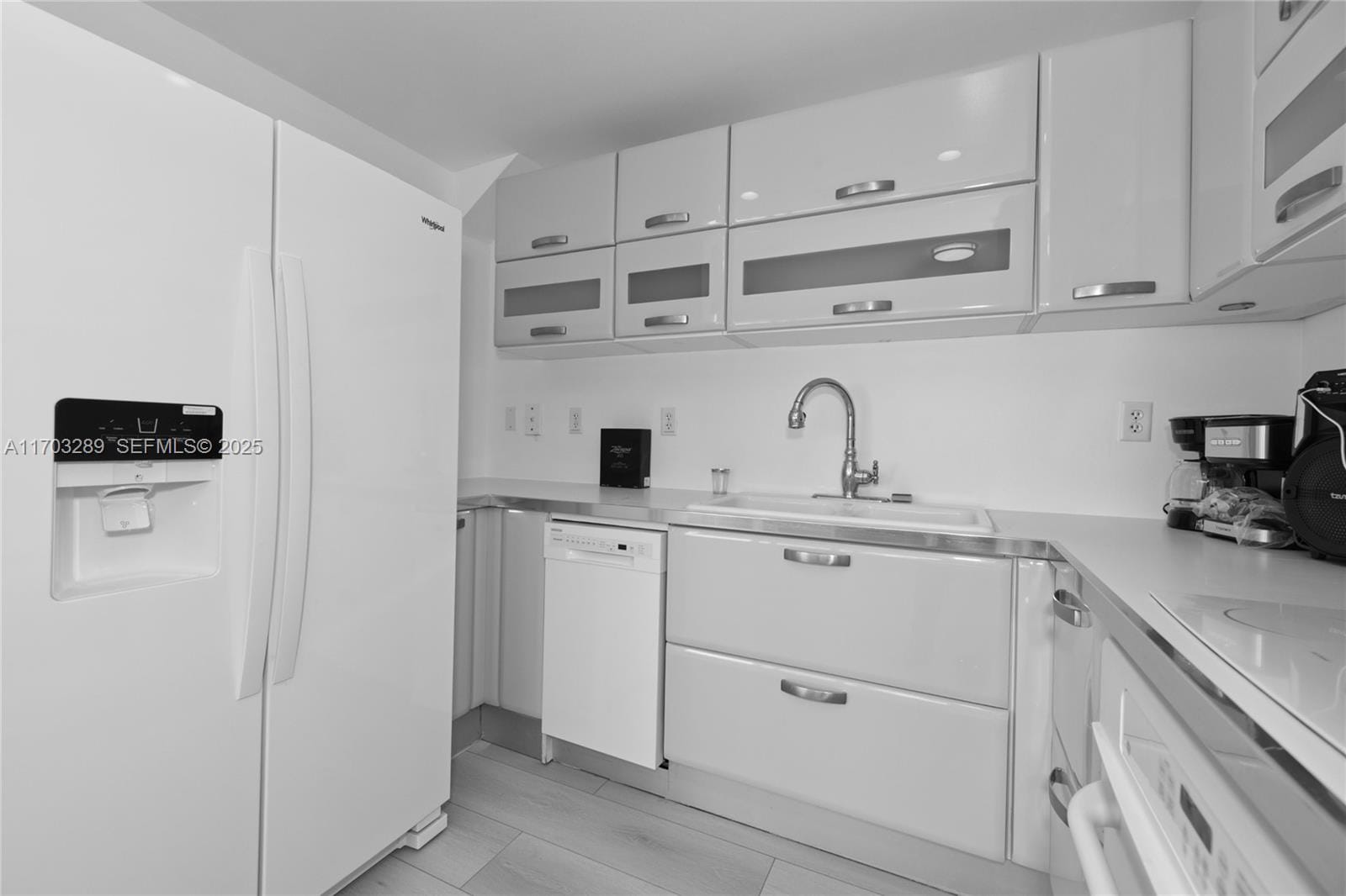 6580 Indian Creek Drive 411, Miami Beach, FL 33141 photo 6