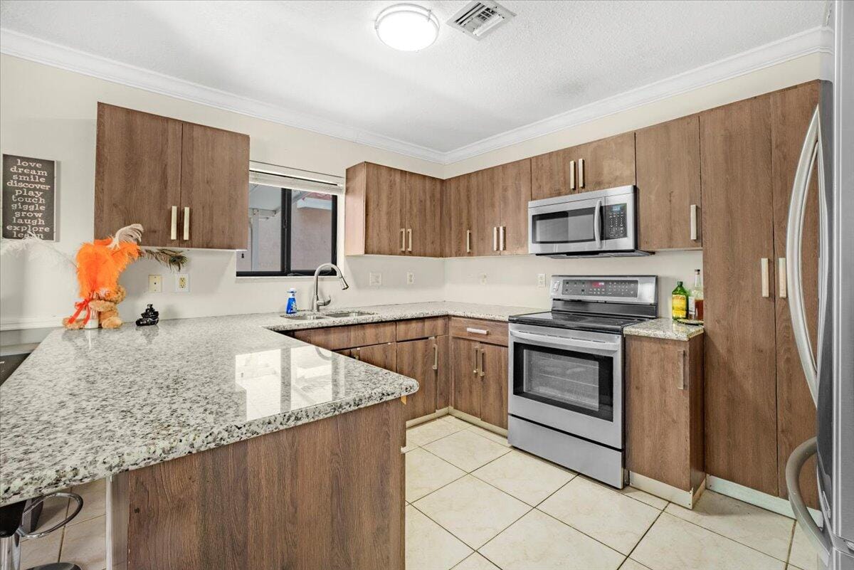 18103 SW 143rd Place, Miami, FL 33177 photo 16