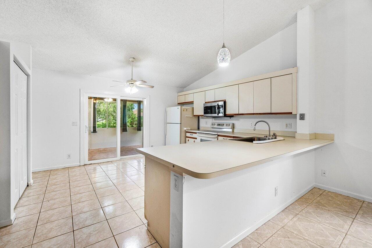 145 Waterway Road, Royal Palm Beach, FL 33411 photo 12