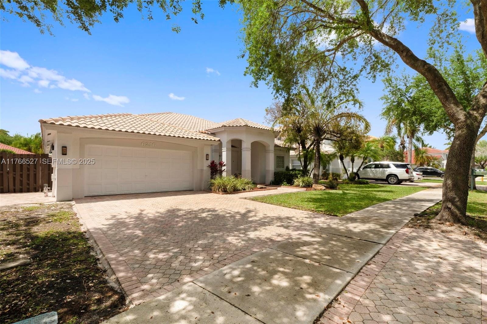 6216 NW 113th Court, Doral, FL 33178