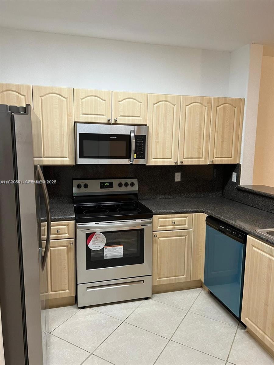 2758 SE 17th Avenue 102, Homestead, FL 33035