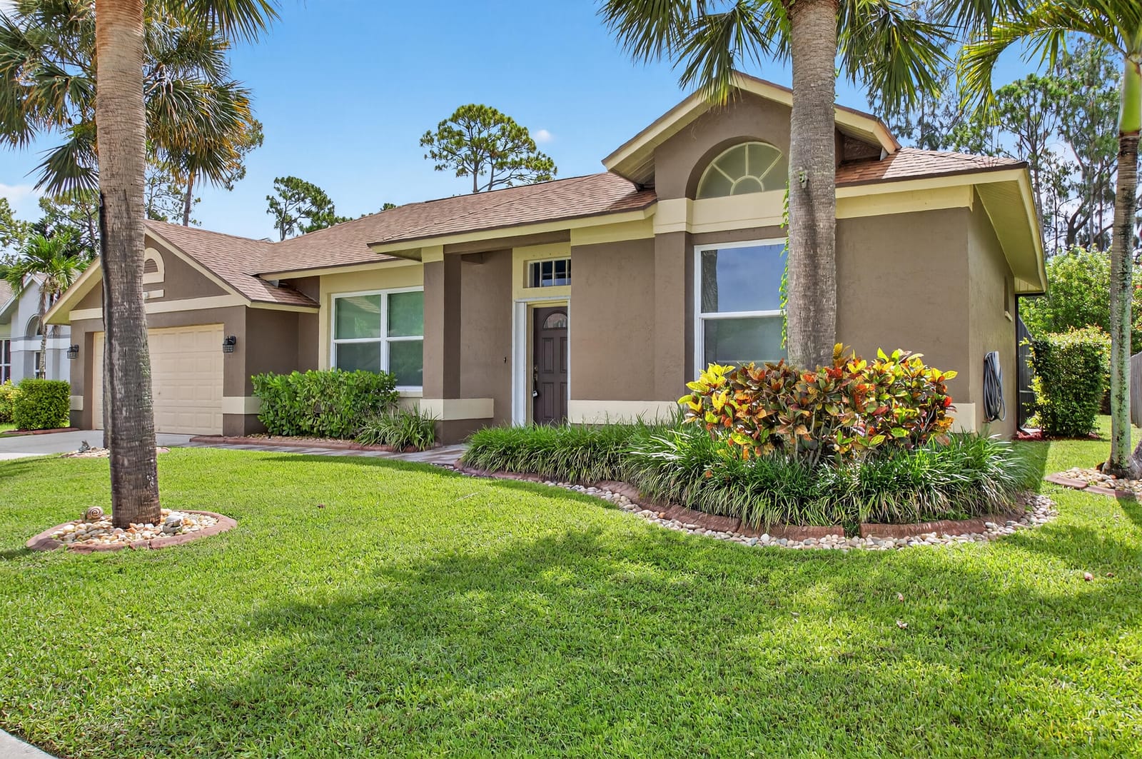3771 Woods Walk Boulevard, Lake Worth, FL 33467