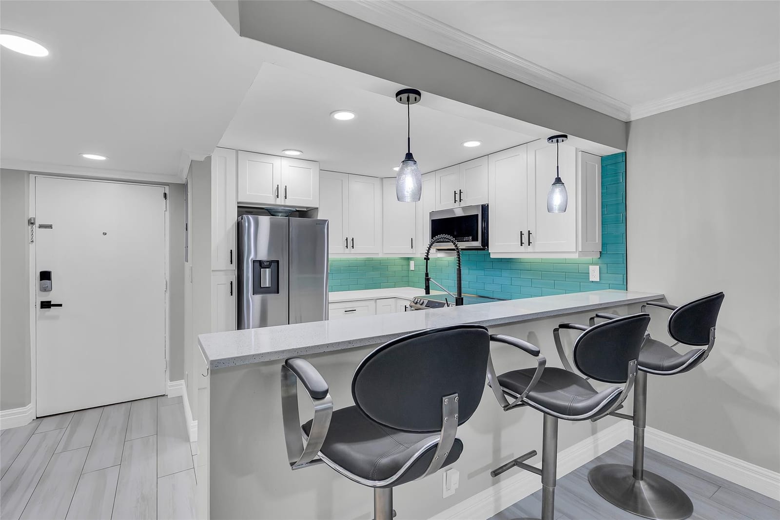 3000 NE 5th Terrace 215A, Wilton Manors, FL 33334 photo 9