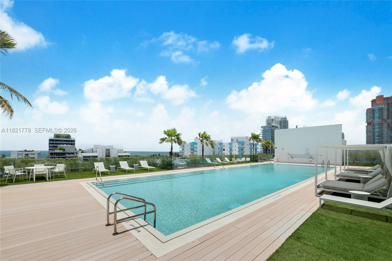 300 Collins Avenue 3D — photo 5