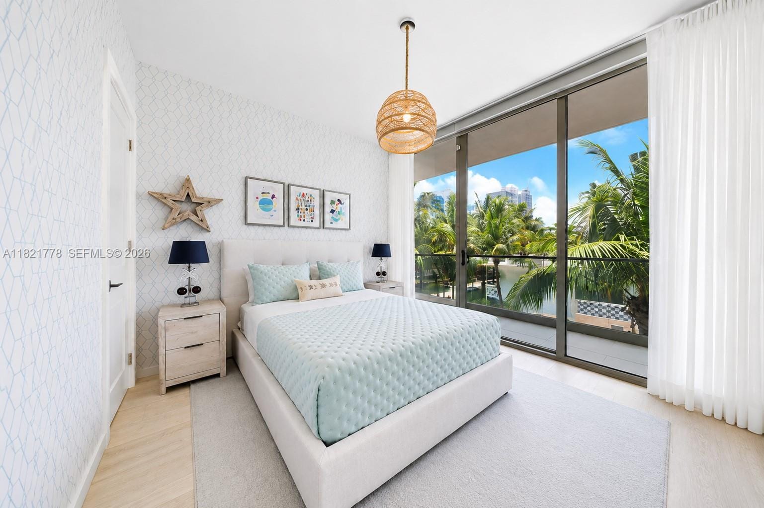 300 Collins Avenue 3D — photo 9
