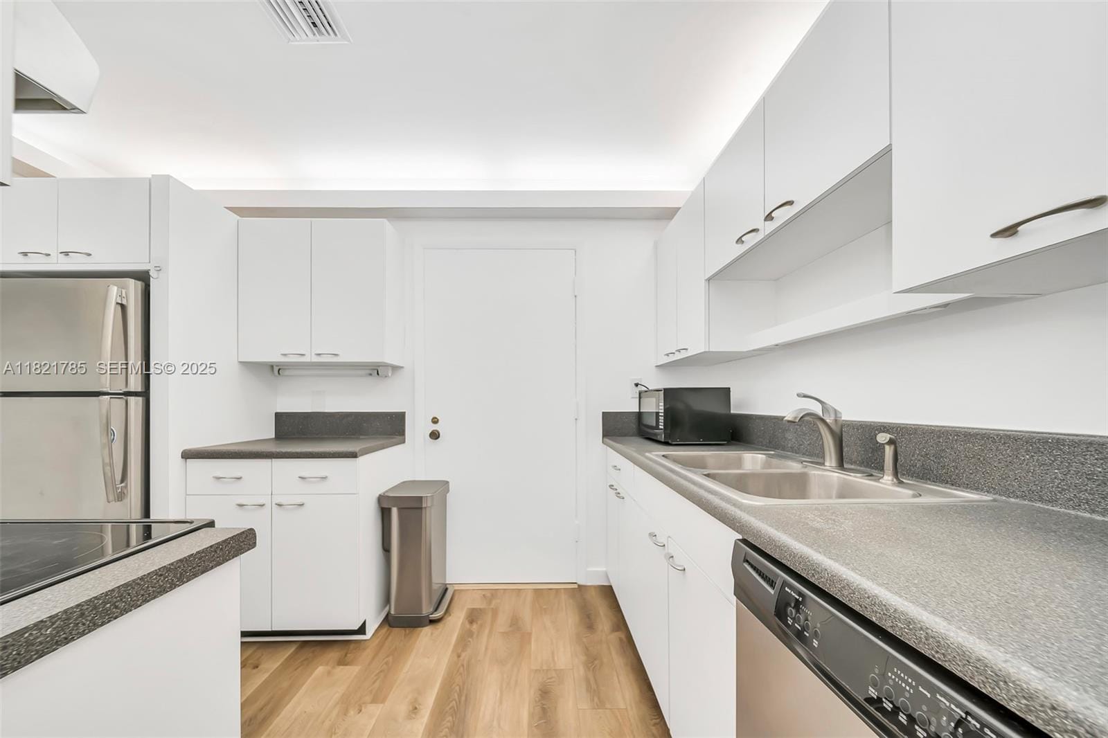 8335 SW 72nd Avenue 315D — photo 10