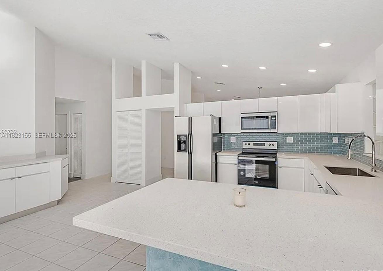 9720 SW 154th Place, Miami, FL 33196 photo 3