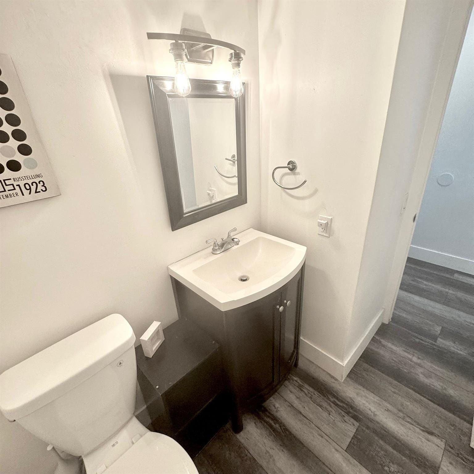 1605 Bay Road 304, Miami Beach, FL 33139 photo 11