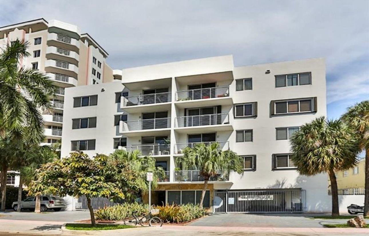 1605 Bay Road 304, Miami Beach, FL 33139
