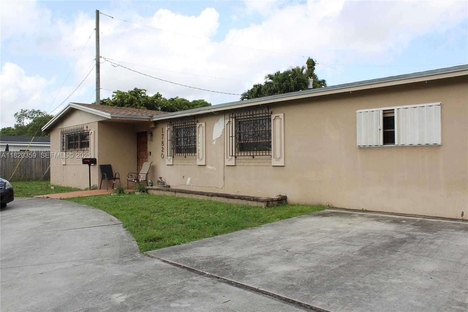 17820 NW 82nd Avenue, Hialeah, FL 33015 photo 1