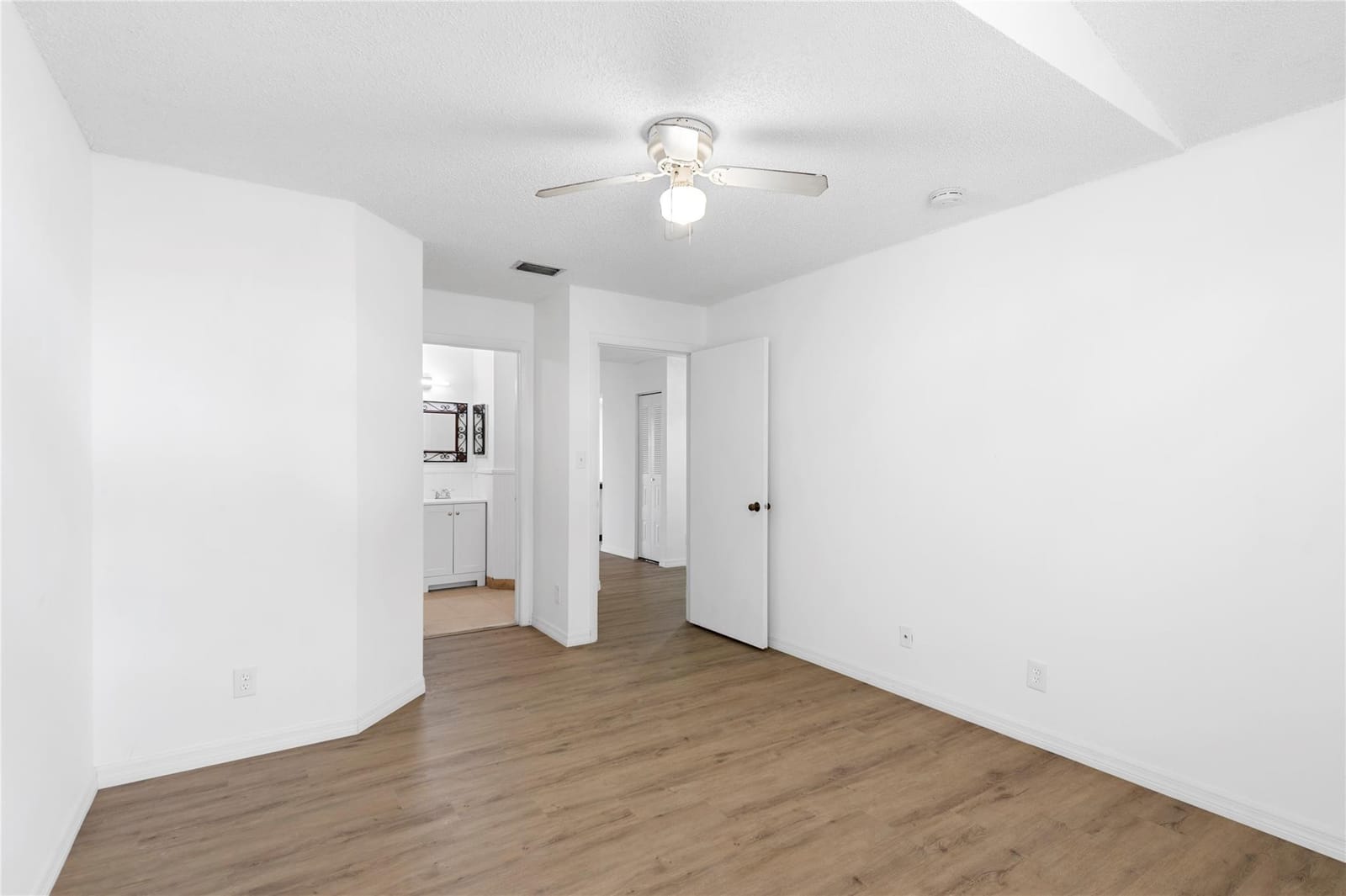 1084 Coral Club Drive 1084, Coral Springs, FL 33071 photo 12