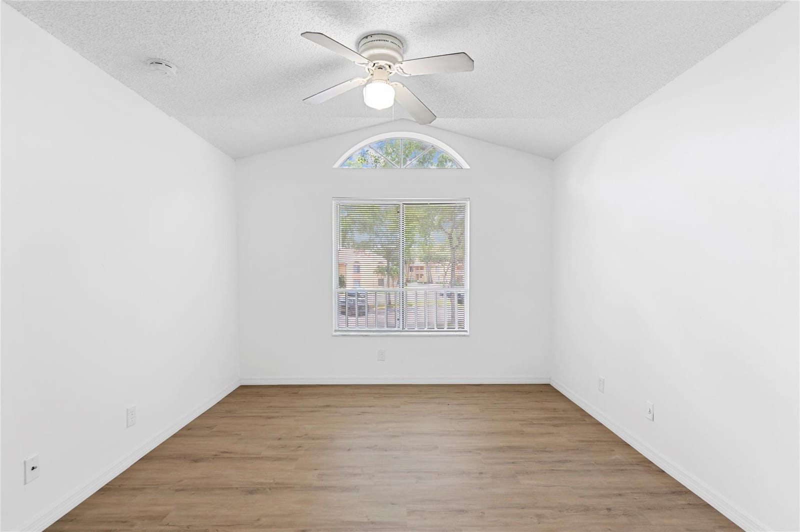 1084 Coral Club Drive 1084, Coral Springs, FL 33071 photo 13