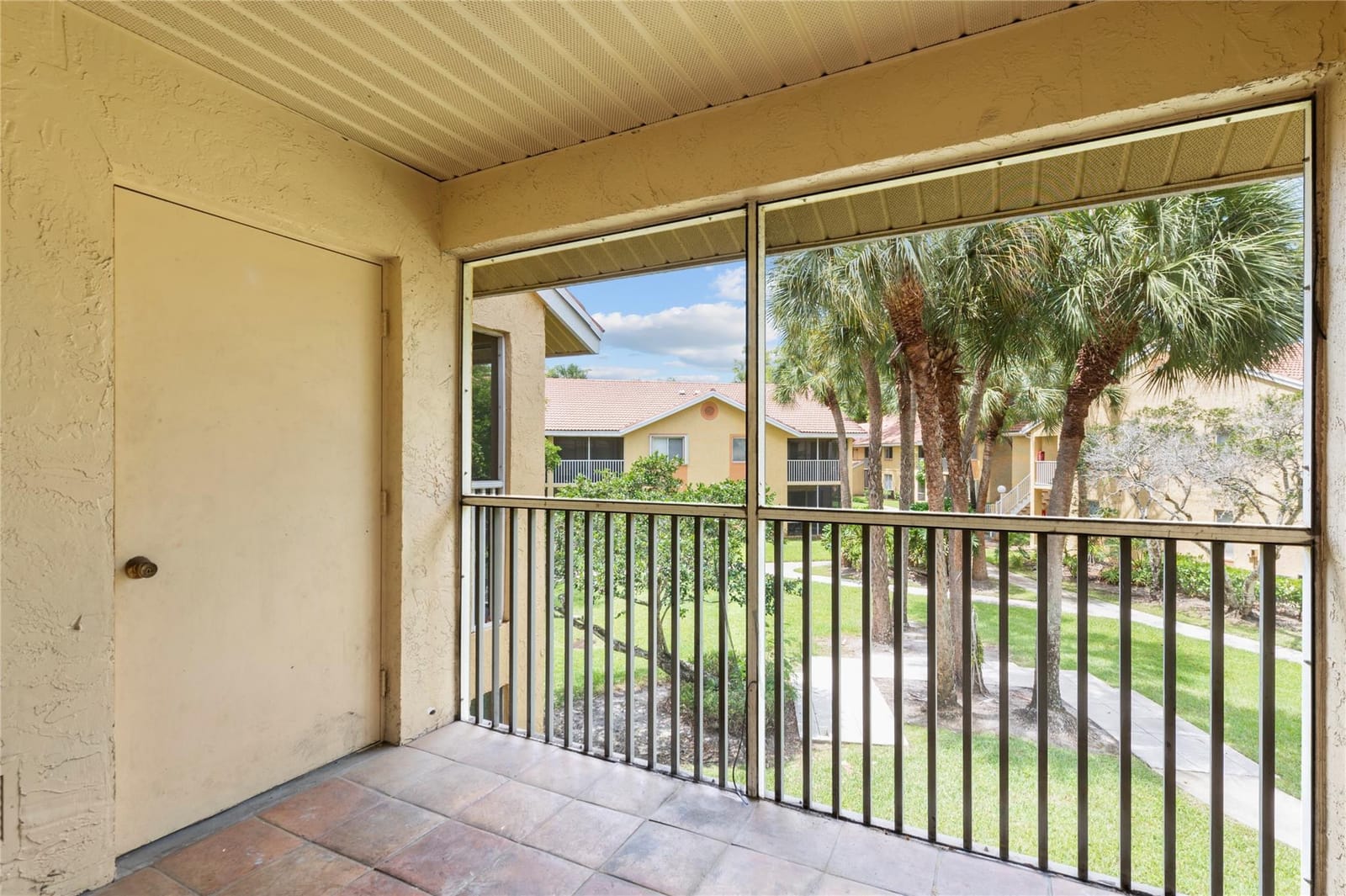 1084 Coral Club Drive 1084, Coral Springs, FL 33071 photo 20