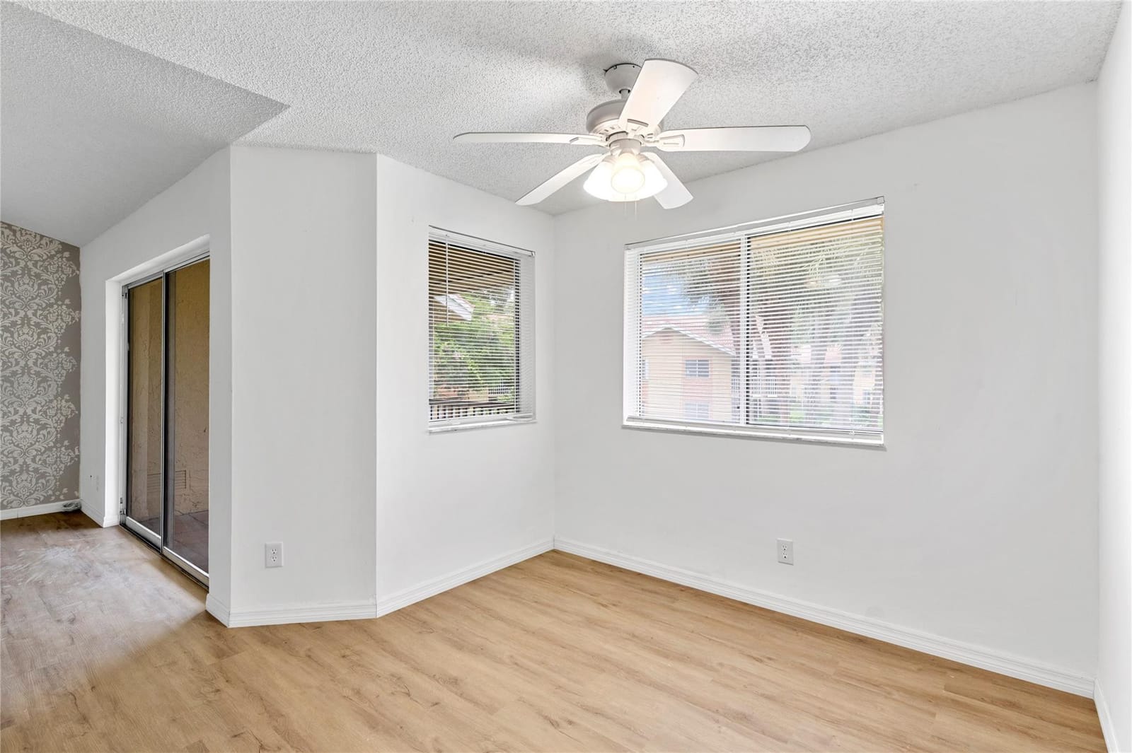 1084 Coral Club Drive 1084, Coral Springs, FL 33071 photo 6