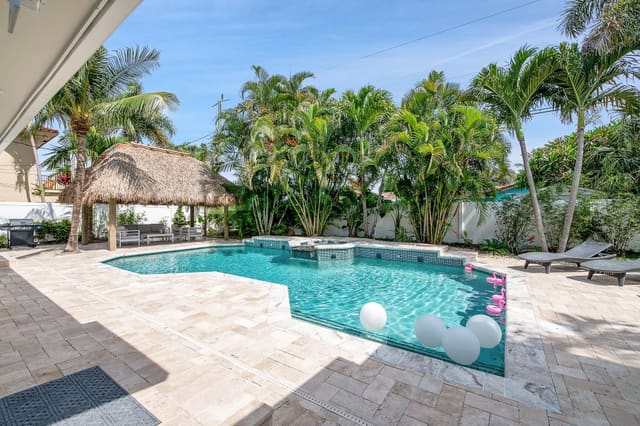 1246 SE 7th Court, sold in Cove 3rd Sec, Deerfield Beach, FL