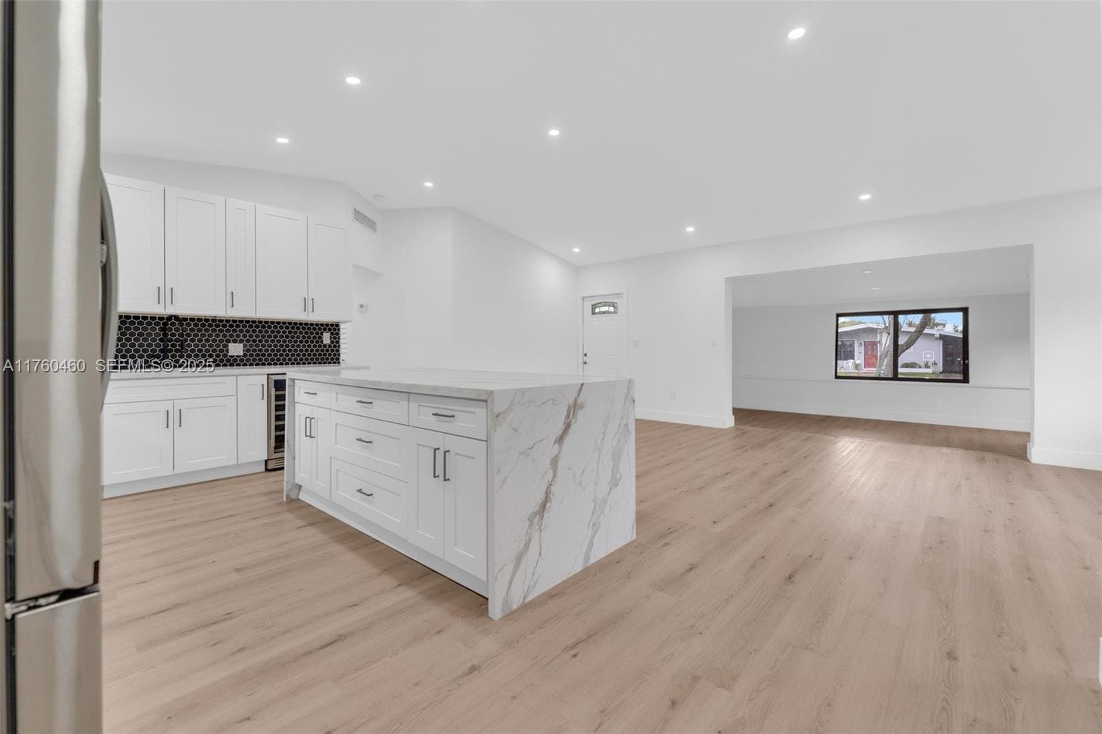 531 NE 175th Terrace, North Miami Beach, FL 33162 photo 2