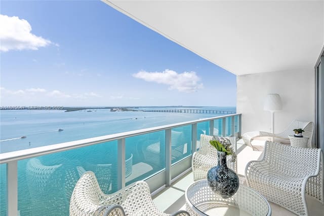 1331 Brickell Bay Drive 2305, Miami, FL 33131