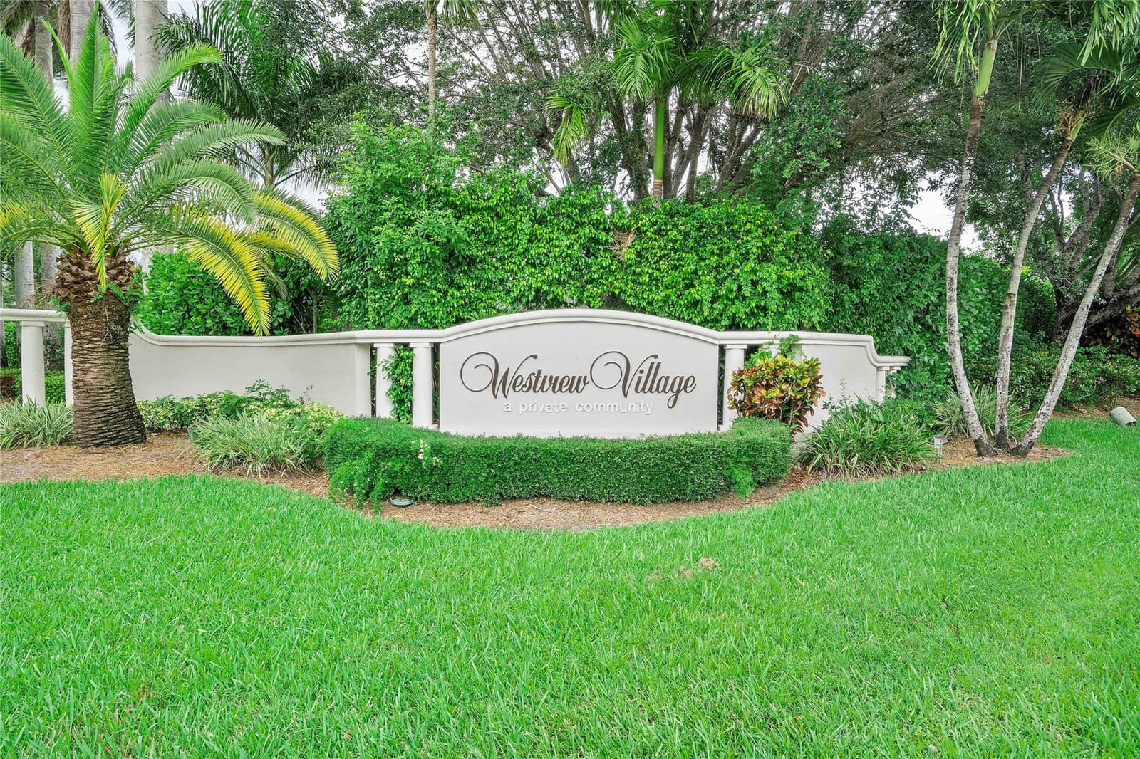 5725 NW 100th Terrace, Coral Springs, FL 33076