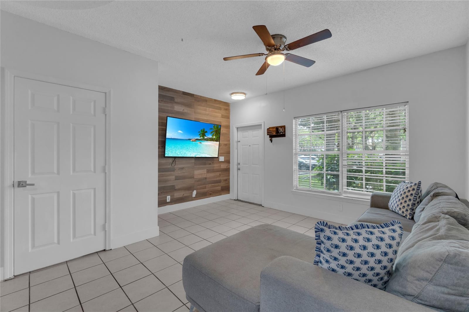 3312 Cabaret Lane 0, Margate, FL 33063 photo 4