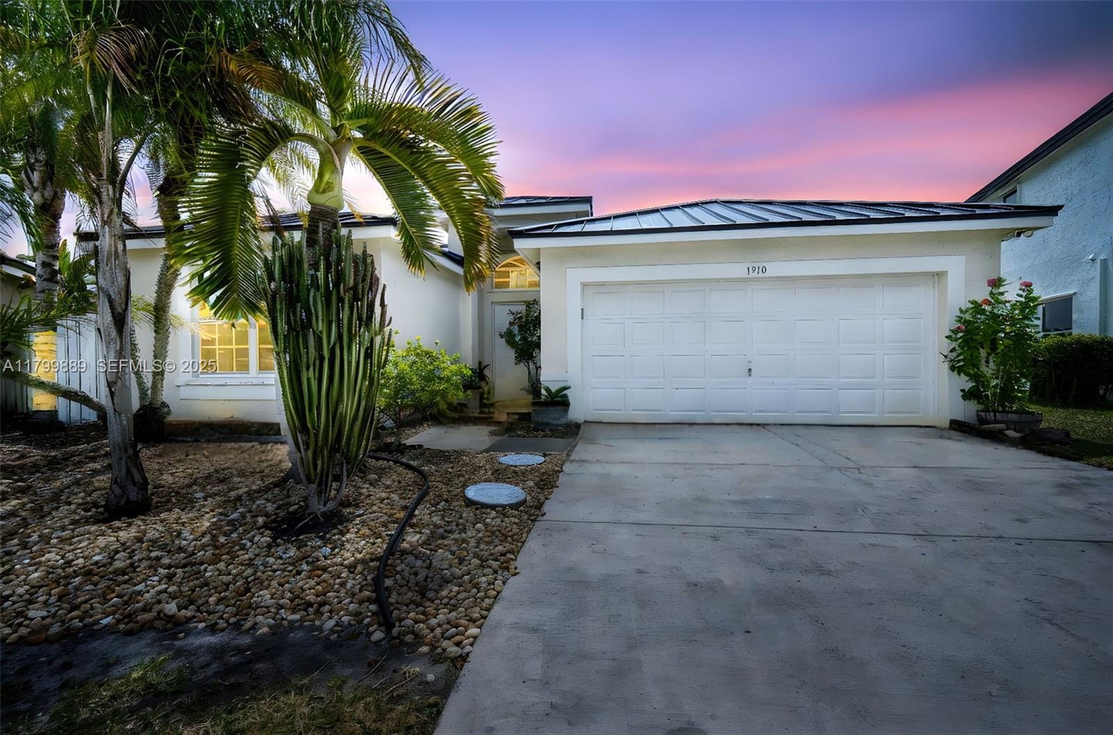 1910 SW 183rd Terrace, Miramar, FL 33029 photo 2