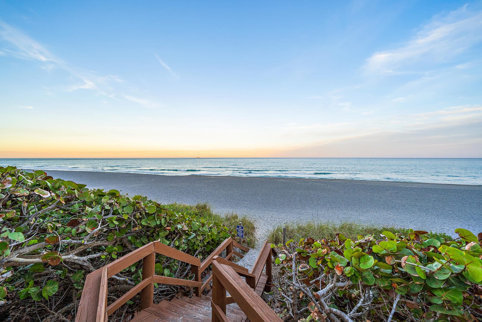 300 Ocean Trail Way 102, Jupiter, FL 33477
