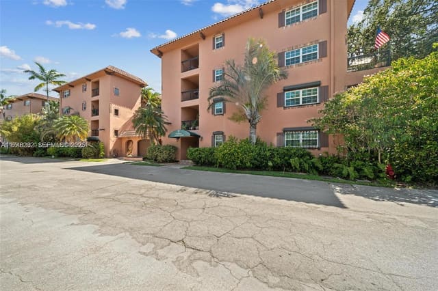 620 Tennis Club Drive 311, sold in Tennis Club Tilden Condo, Fort Lauderdale, FL