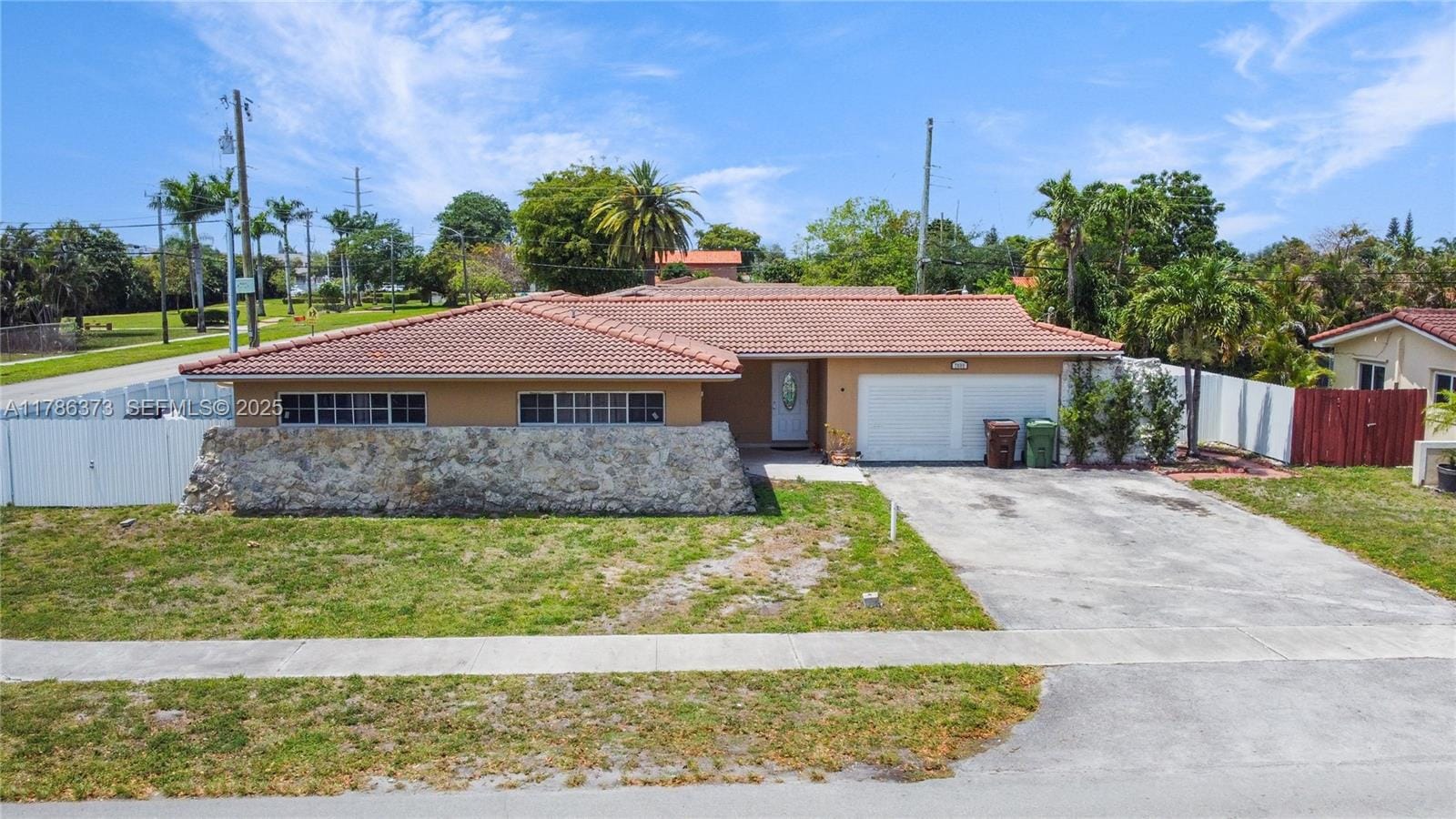 7600 W 15th Avenue, Hialeah, FL 33014