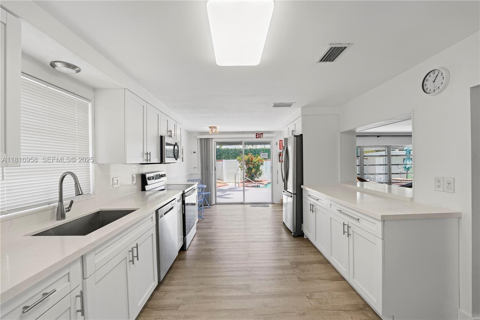 1615 Shenandoah Street — photo 8