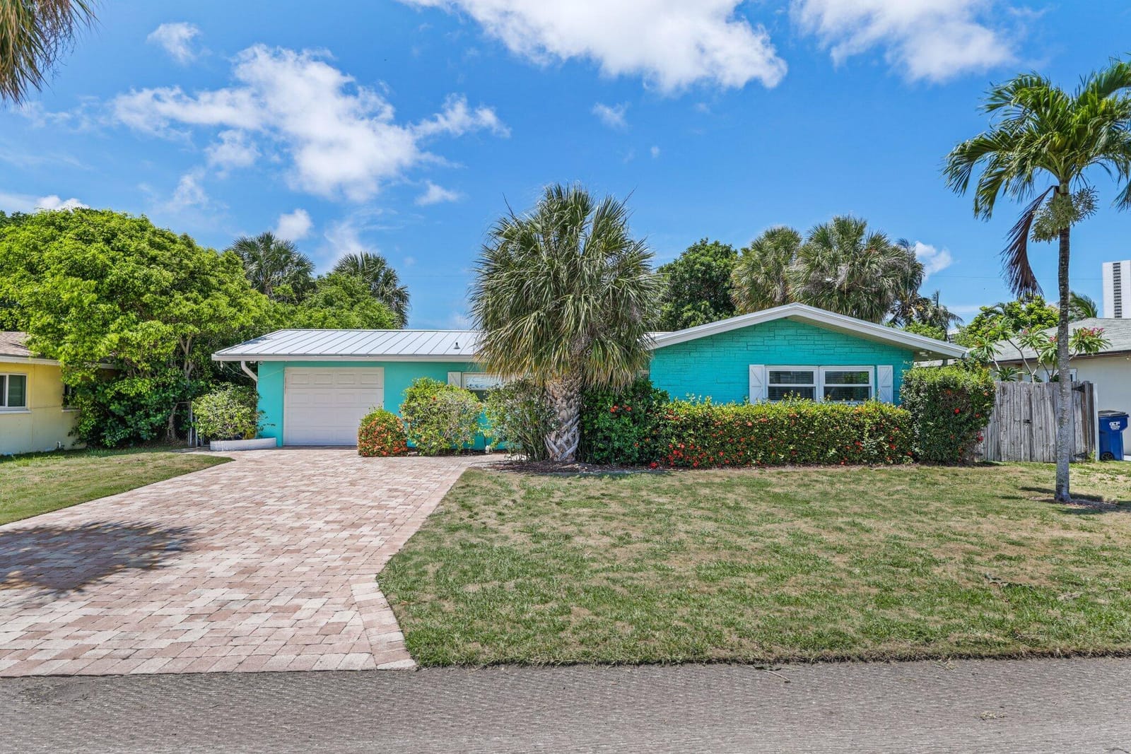 1130 Island Road, Riviera Beach, FL 33404