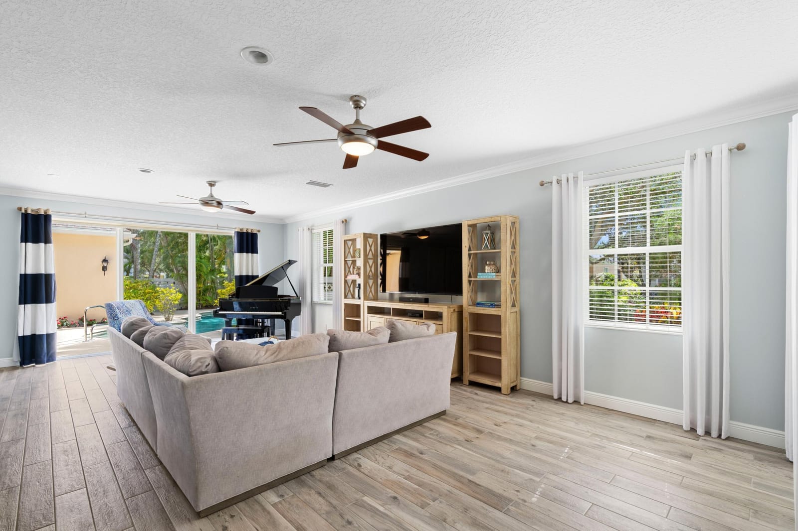 240 Honeysuckle Drive, Jupiter, FL 33458 photo 20