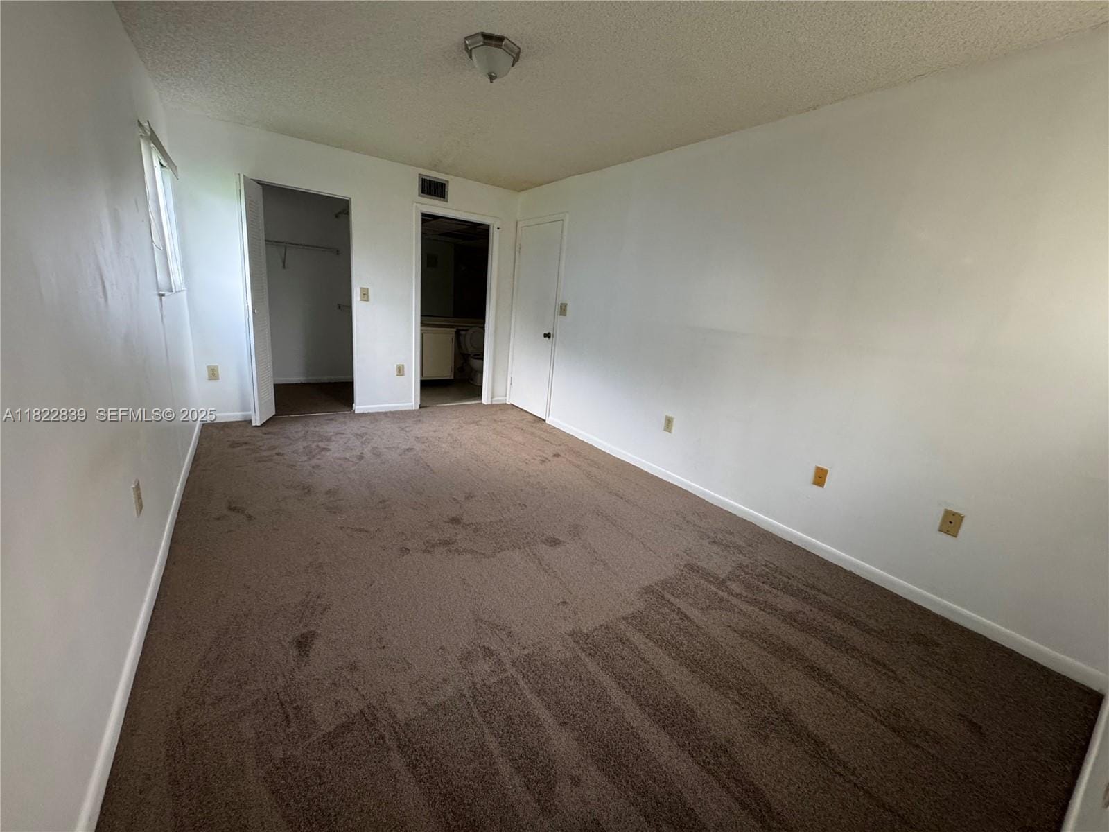 20731 NE 4th Place 103, Miami, FL 33179 photo 5