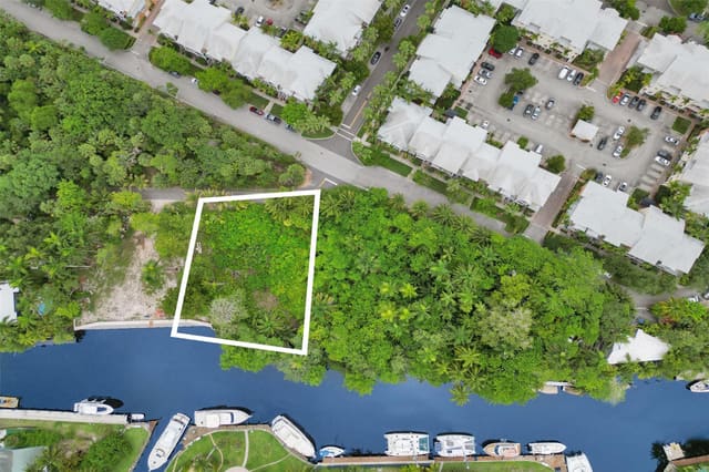351 SW 14th Way, sold in Sailboat Bend, Fort Lauderdale, FL