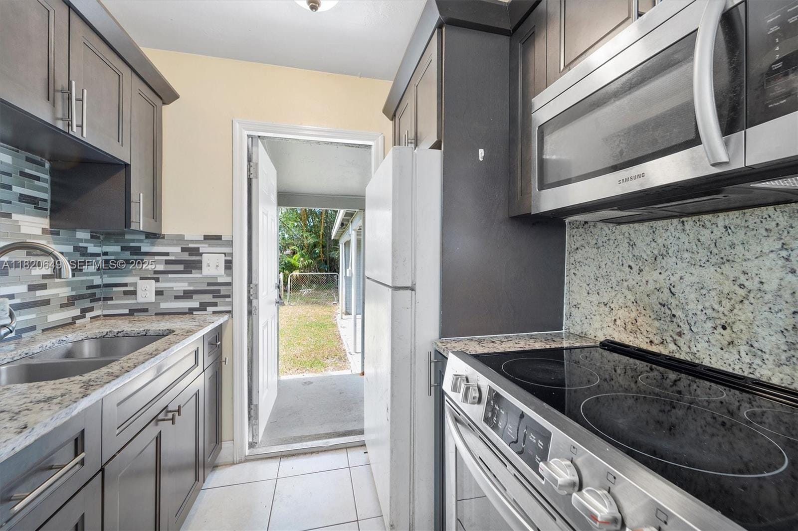 602 El Prado, West Palm Beach, FL 33405 photo 16