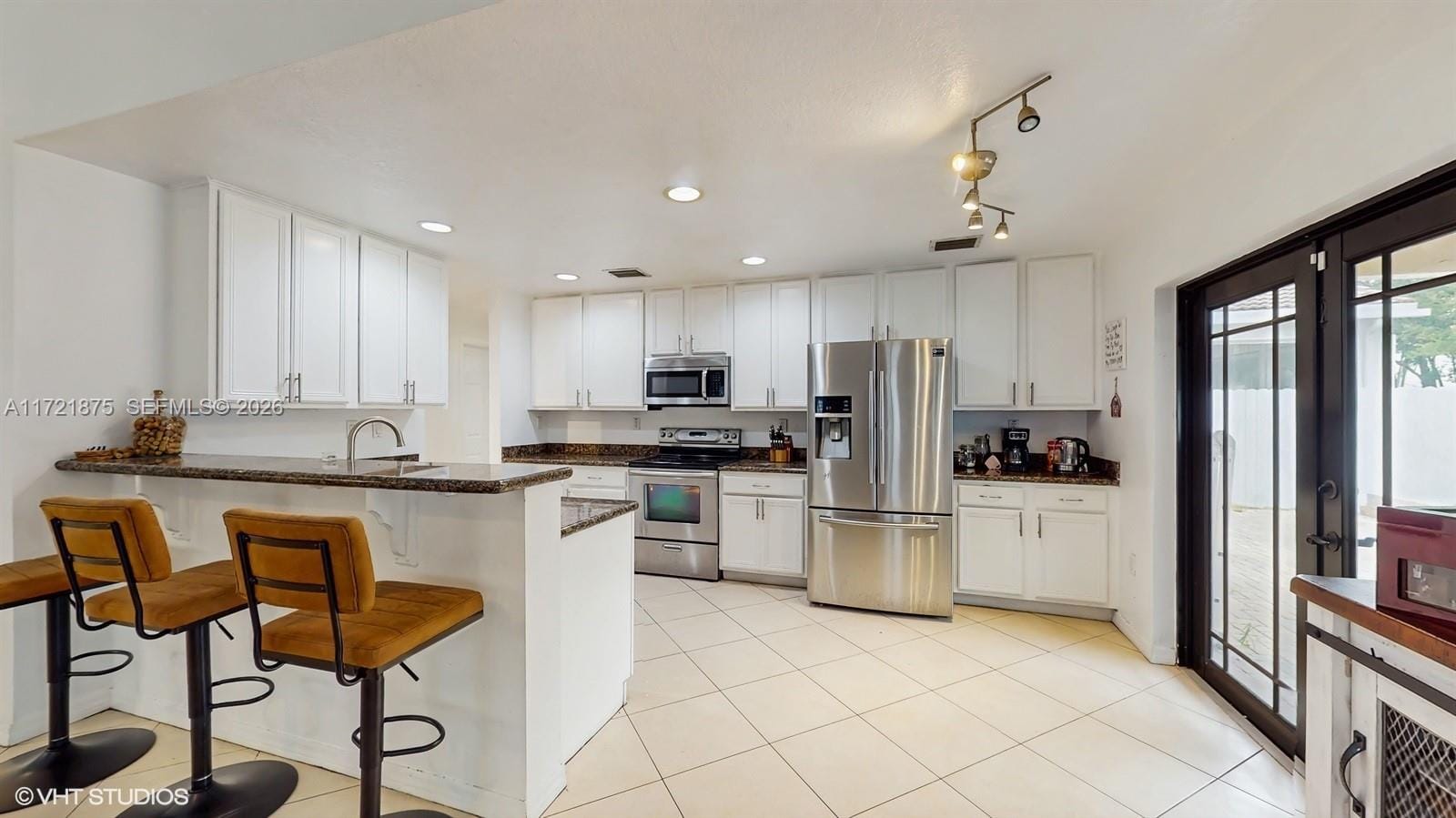 5323 NW 109th Court, Doral, FL 33178 photo 11