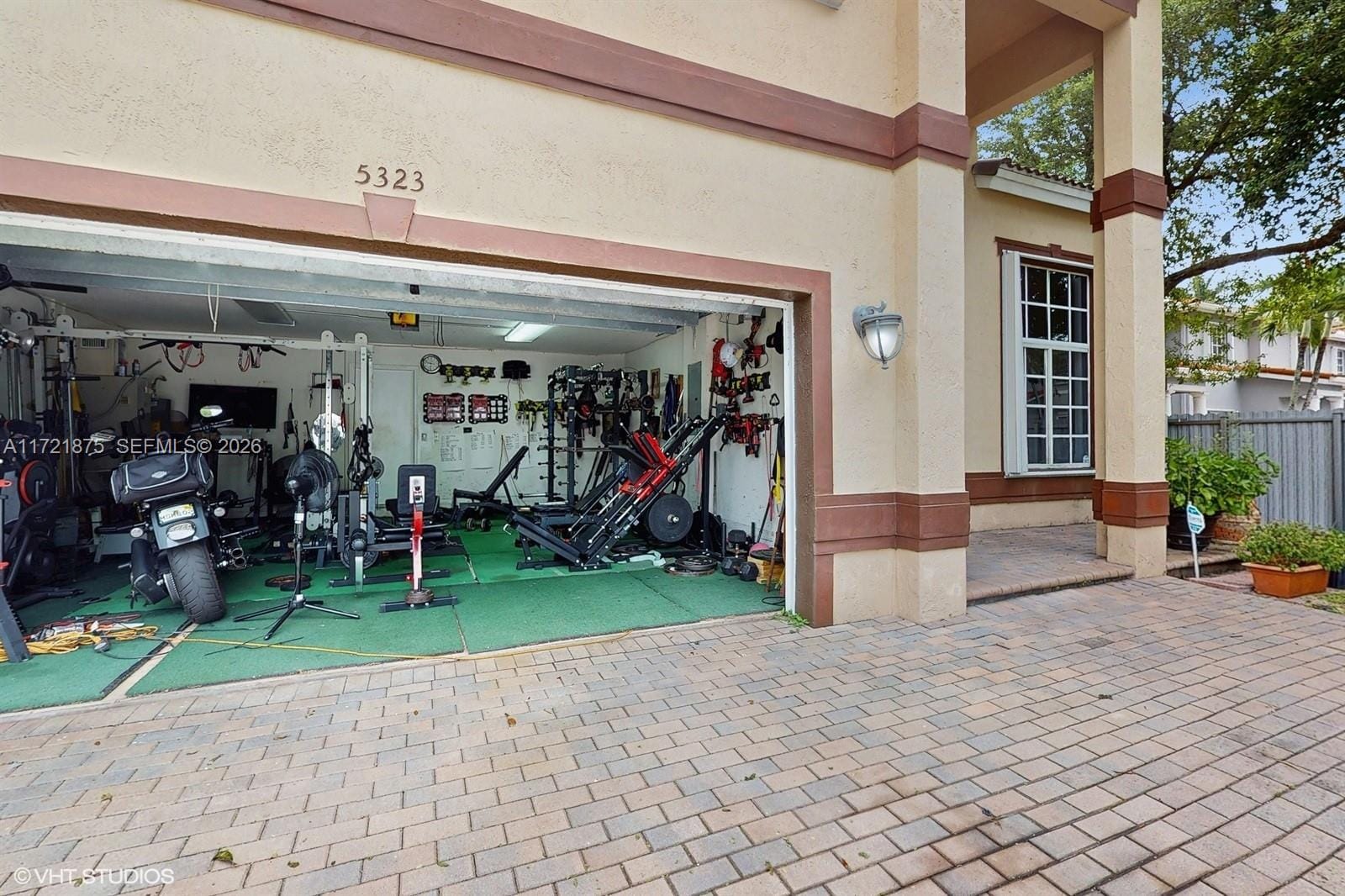 5323 NW 109th Court, Doral, FL 33178 photo 4