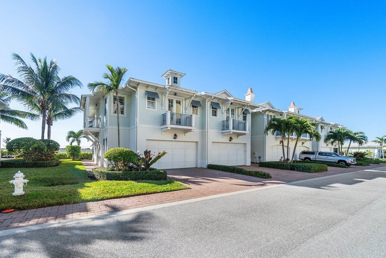 136 Ocean Breeze Drive, Juno Beach, FL 33408