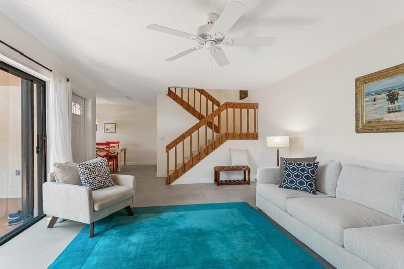 825 Center 32b Street, Jupiter, FL 33458 photo 3