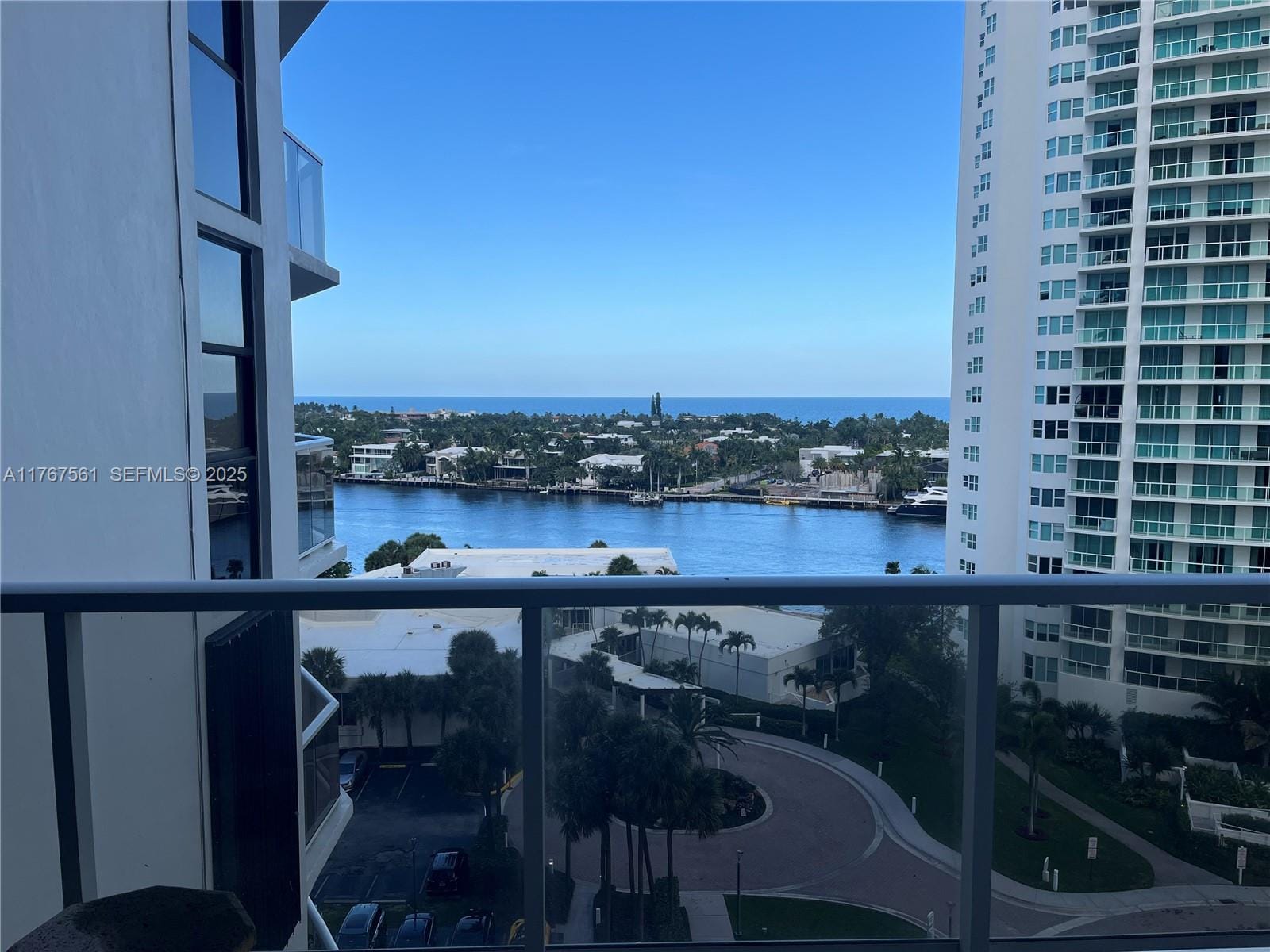 20281 E Country Club Drive 810, Aventura, FL 33180 photo 18