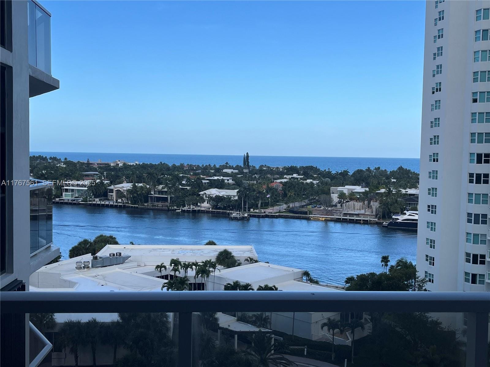 20281 E Country Club Drive 810, Aventura, FL 33180 photo 8