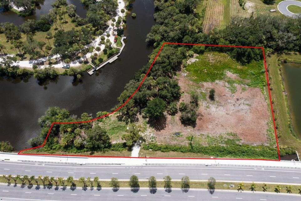2083 W Midway Road — photo 2