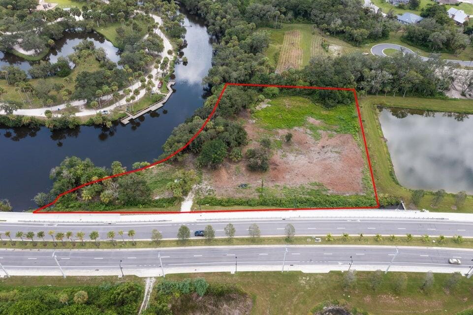 2083 W Midway Road, Fort Pierce, FL 34981 photo 14