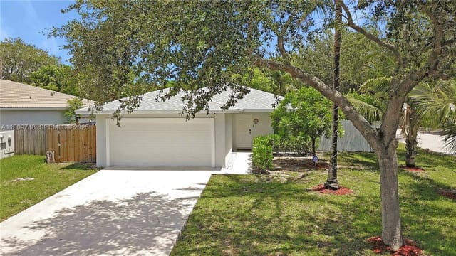 1901 NW 4th Street, Pompano Beach, FL 33069