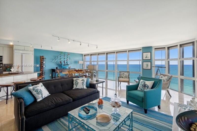 6423 Collins Avenue 1605, Miami Beach, FL 33141 photo 11