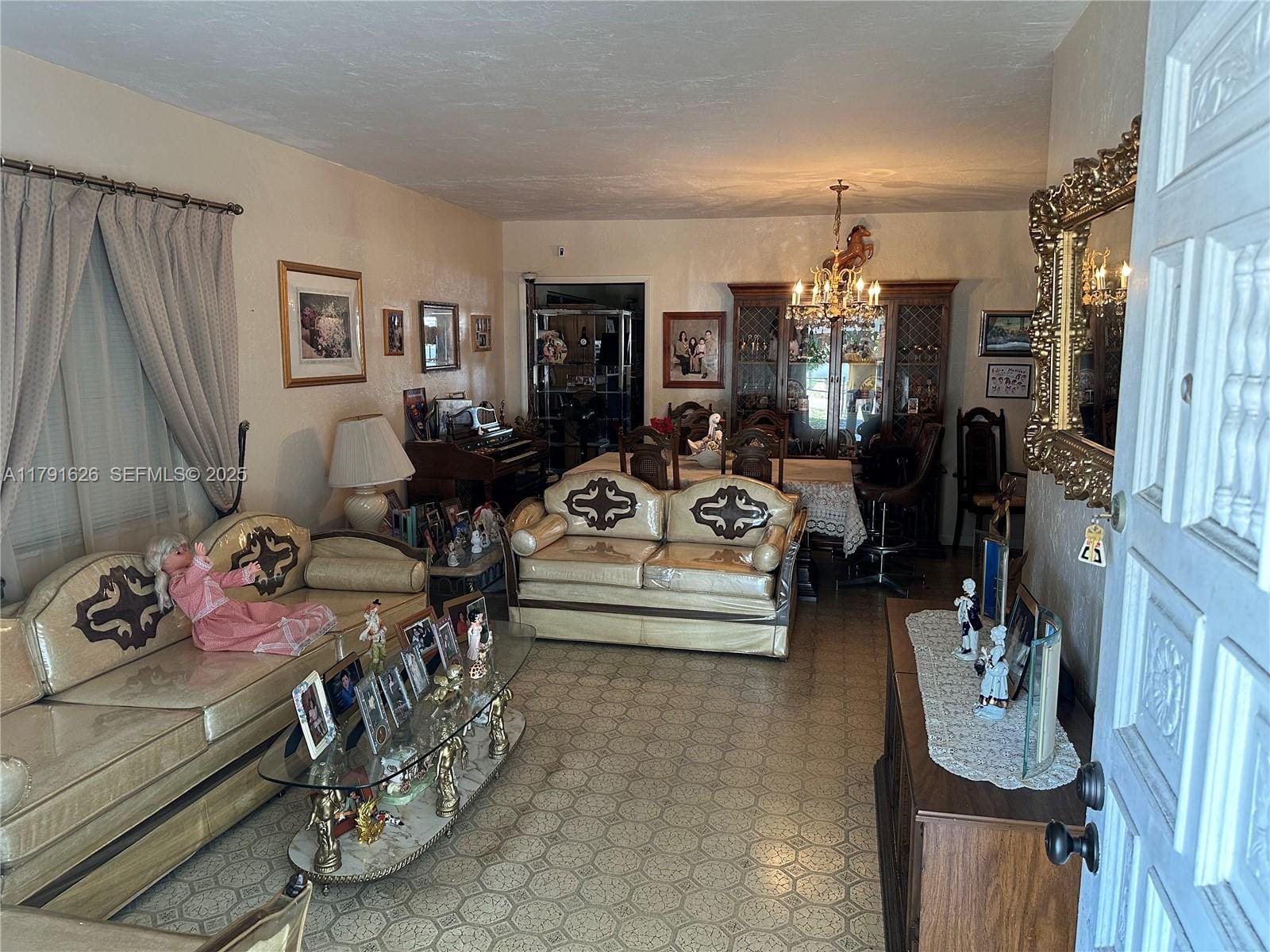 911 E 39th Place, Hialeah, FL 33013 photo 9