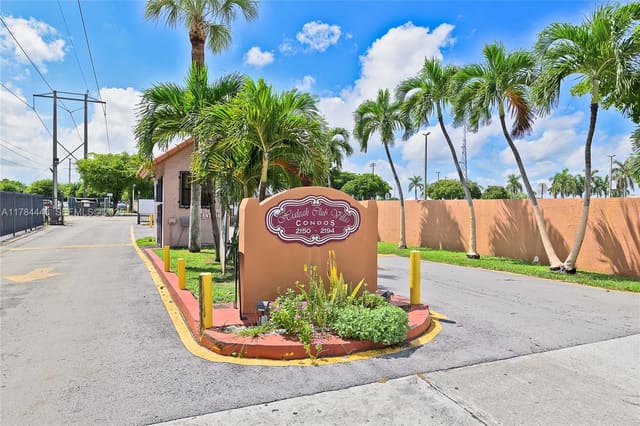 2170 W 60th Street 16108, Hialeah, FL 33016