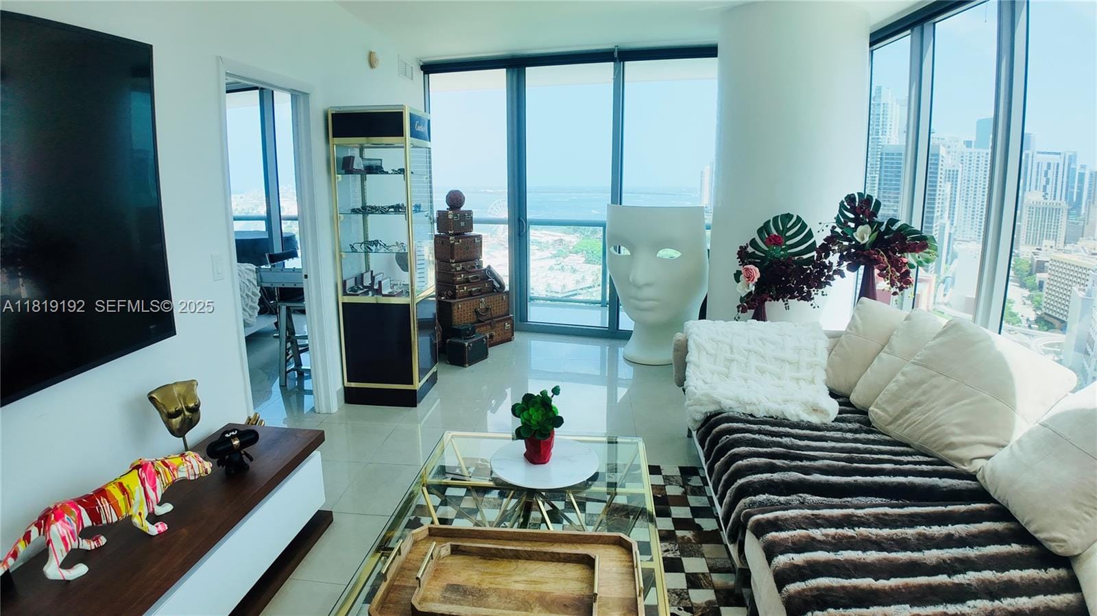 888 Biscayne Boulevard 2501, Miami, FL 33132 photo 16
