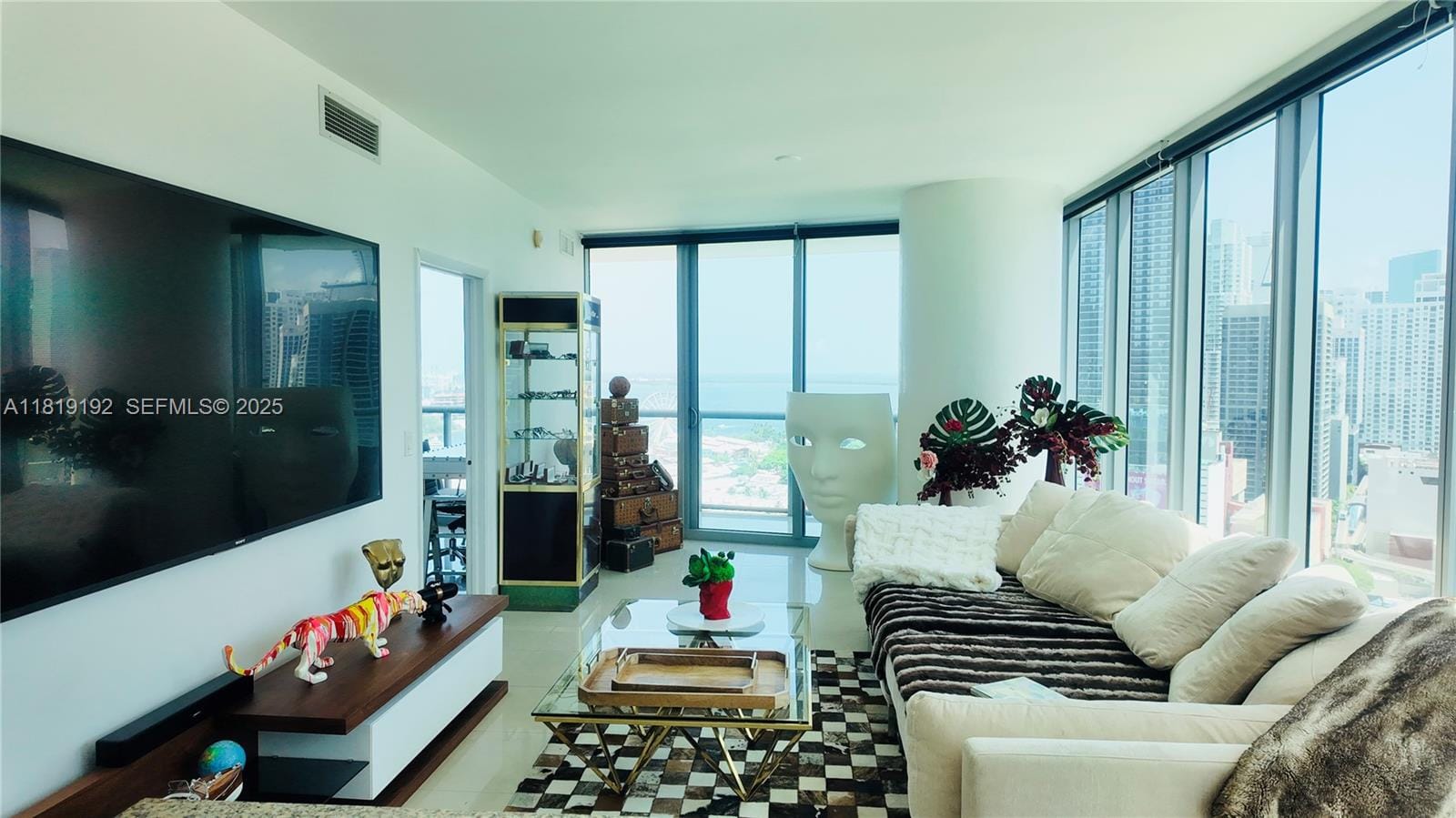 888 Biscayne Boulevard 2501, Miami, FL 33132 photo 7