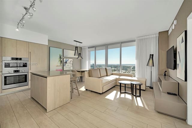 4010 S Ocean Drive T3706, Hollywood, FL 33019